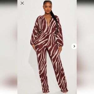 Fashion Nova Women's 1X Above Rank Plisse Jumpsuit NEW